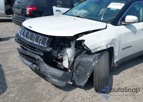 2019 Jeep Compass Limited 4X4 из США, поврежденный, VIN 3C4NJDCB4KT666680